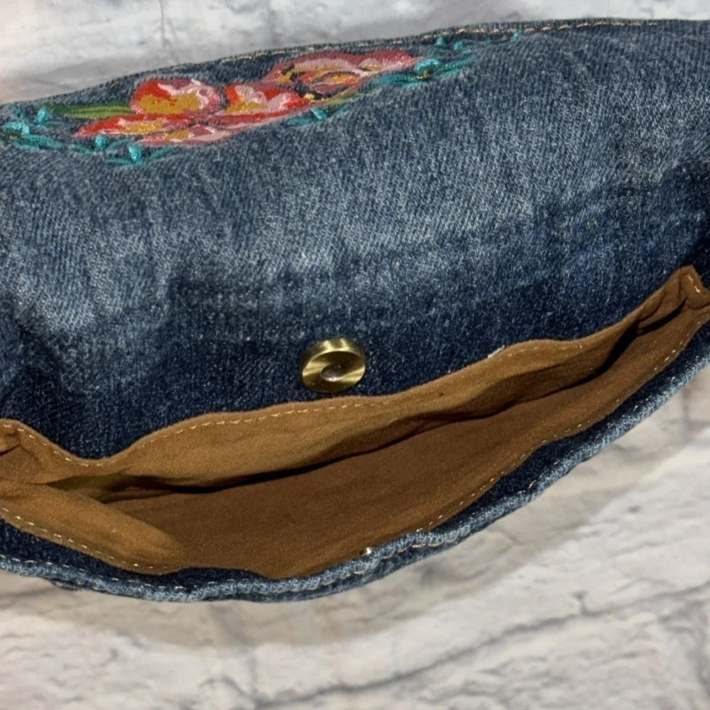 Patricia Nash Granada Boho Floral Denim Embroidered Crossbody Bag Casual Purse